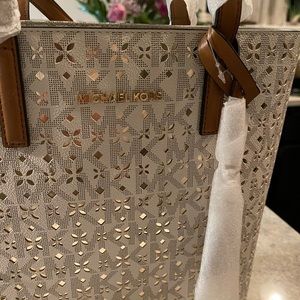 Michael Kors Purse-White and Gold